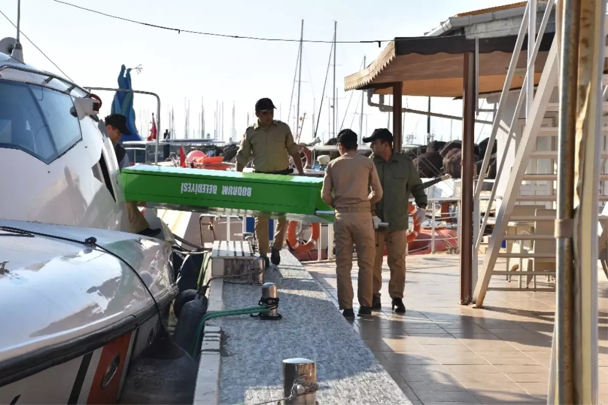 Kardak Kayalıklarında Bir Erkek Cesedi Bulundu