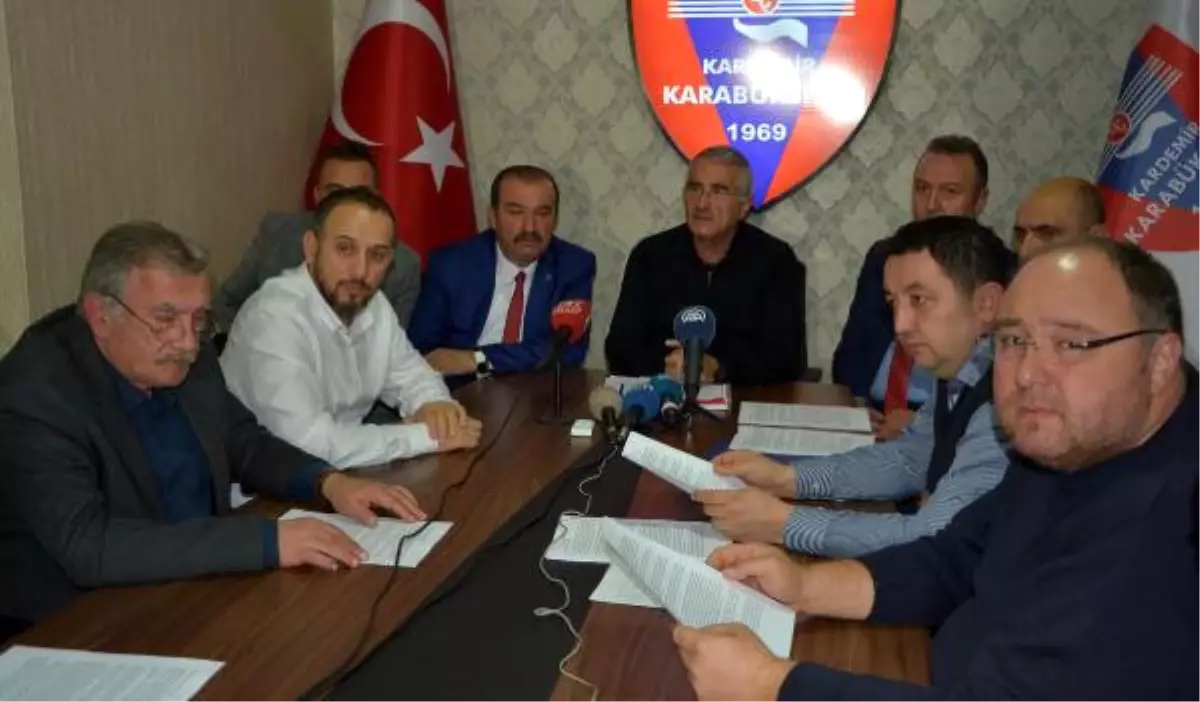 Kardemir Karabükspor Başkanı Tankut ve Yönetimi İstifa Etti