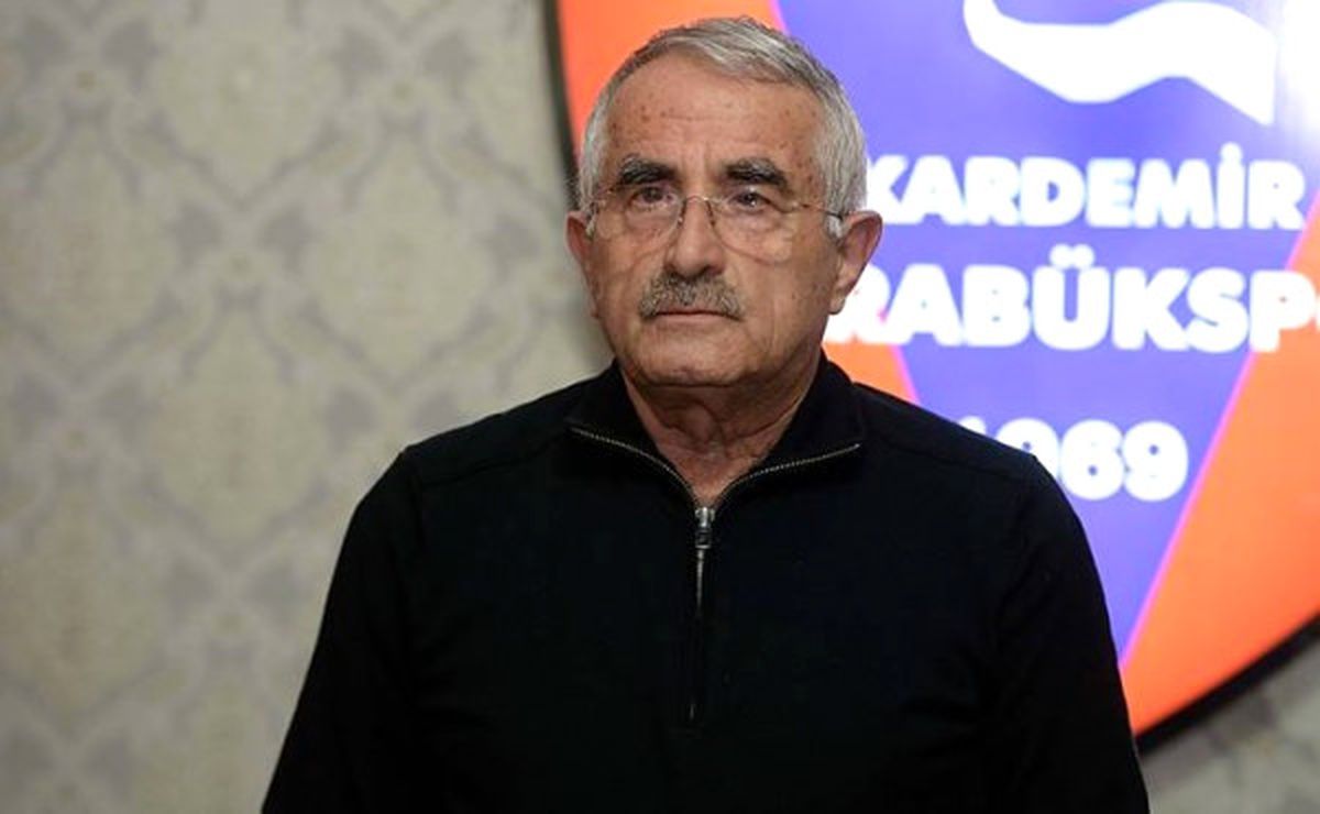 Kardemir Karabükspor\'da Başkan ve Yöneticiler İstifa Etti