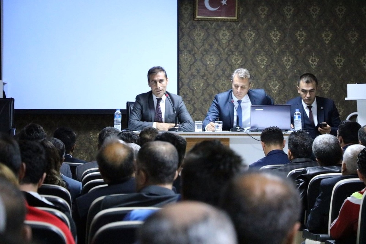 Okul Sporları Toplantısı Yapıldı