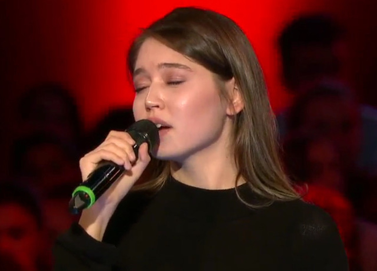 Pelin Jürinin İsteği Üzerine Caz Söyledi!