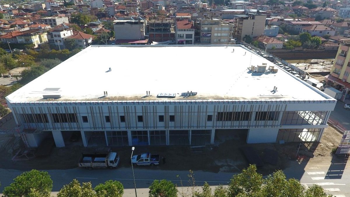 Sarıgöl\'e Kapalı Otopark ve Pazar Yeri