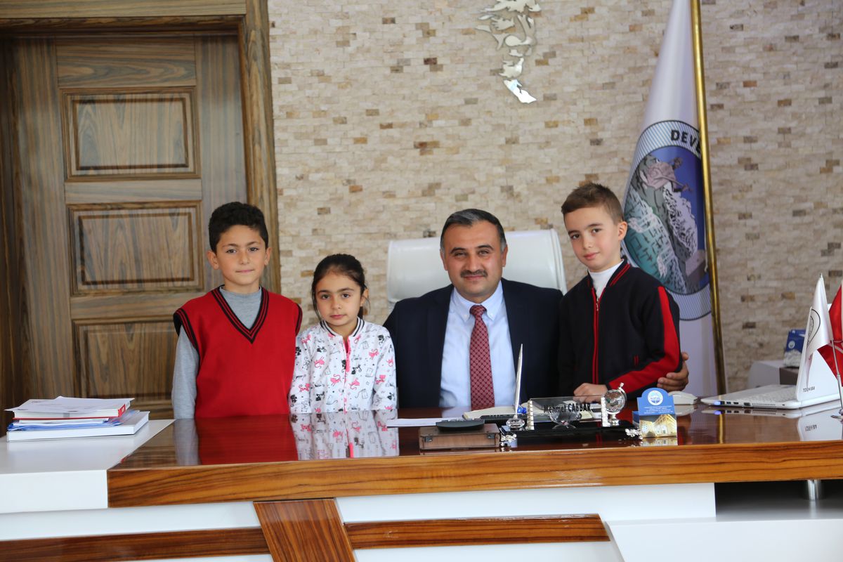 Seyrani İlkokulundan Başkan Cabbar\'a Ziyaret 