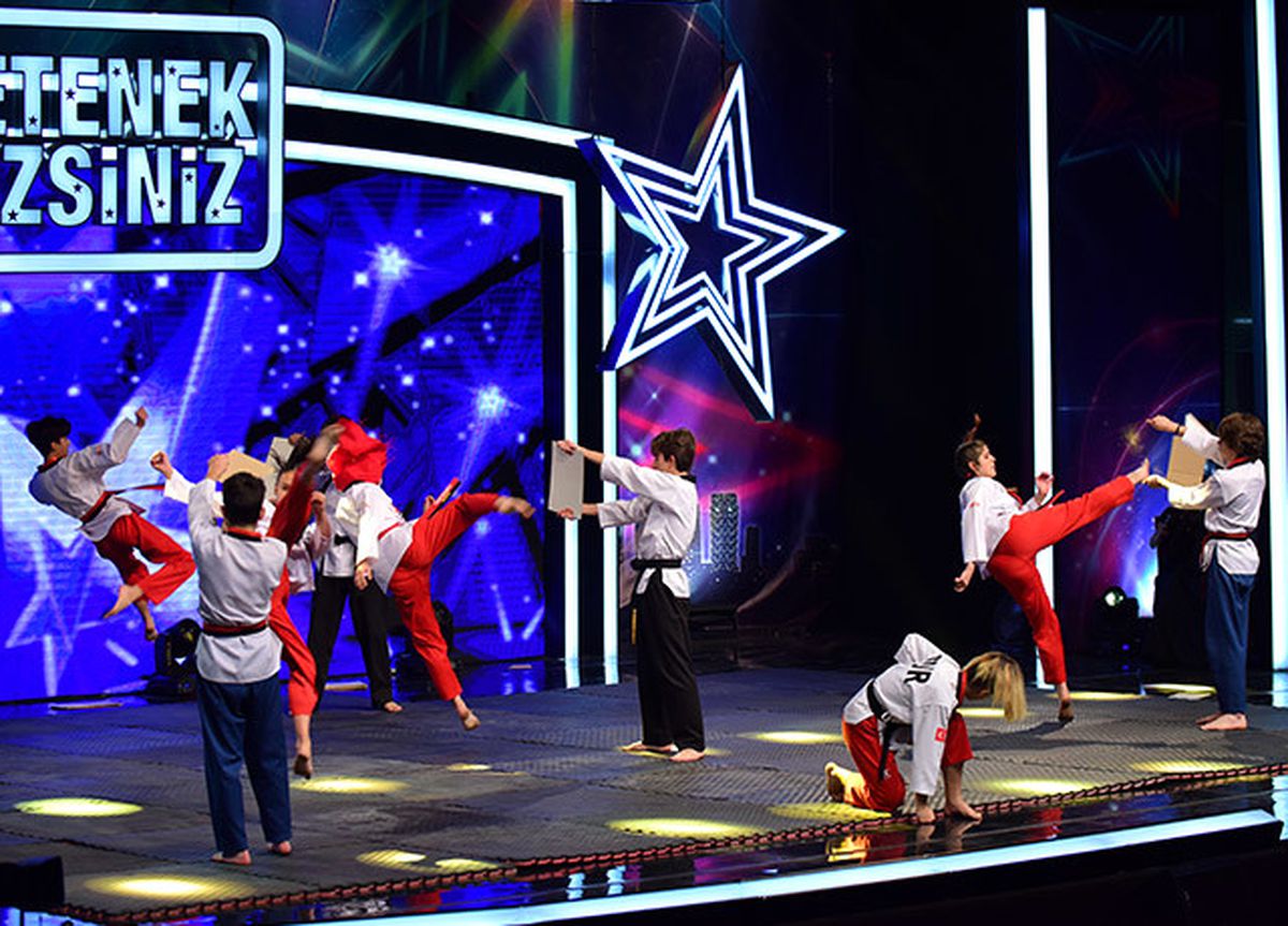 Tepebaşı Tekvando Demo Team\'in Tekvando Gösterisi