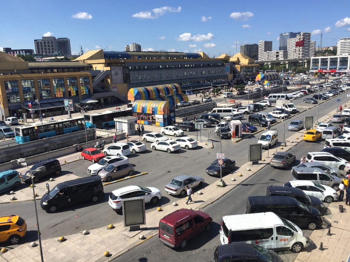 14 Milyondan Fazla Kişi Seyahat Etti