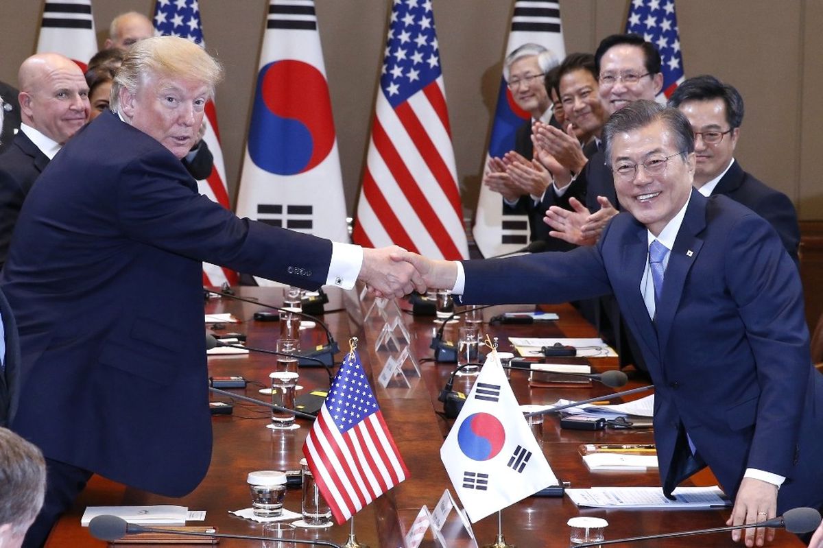 ABD Başkanı Trump, Güney Kore Lideri Moon ile Görüştü