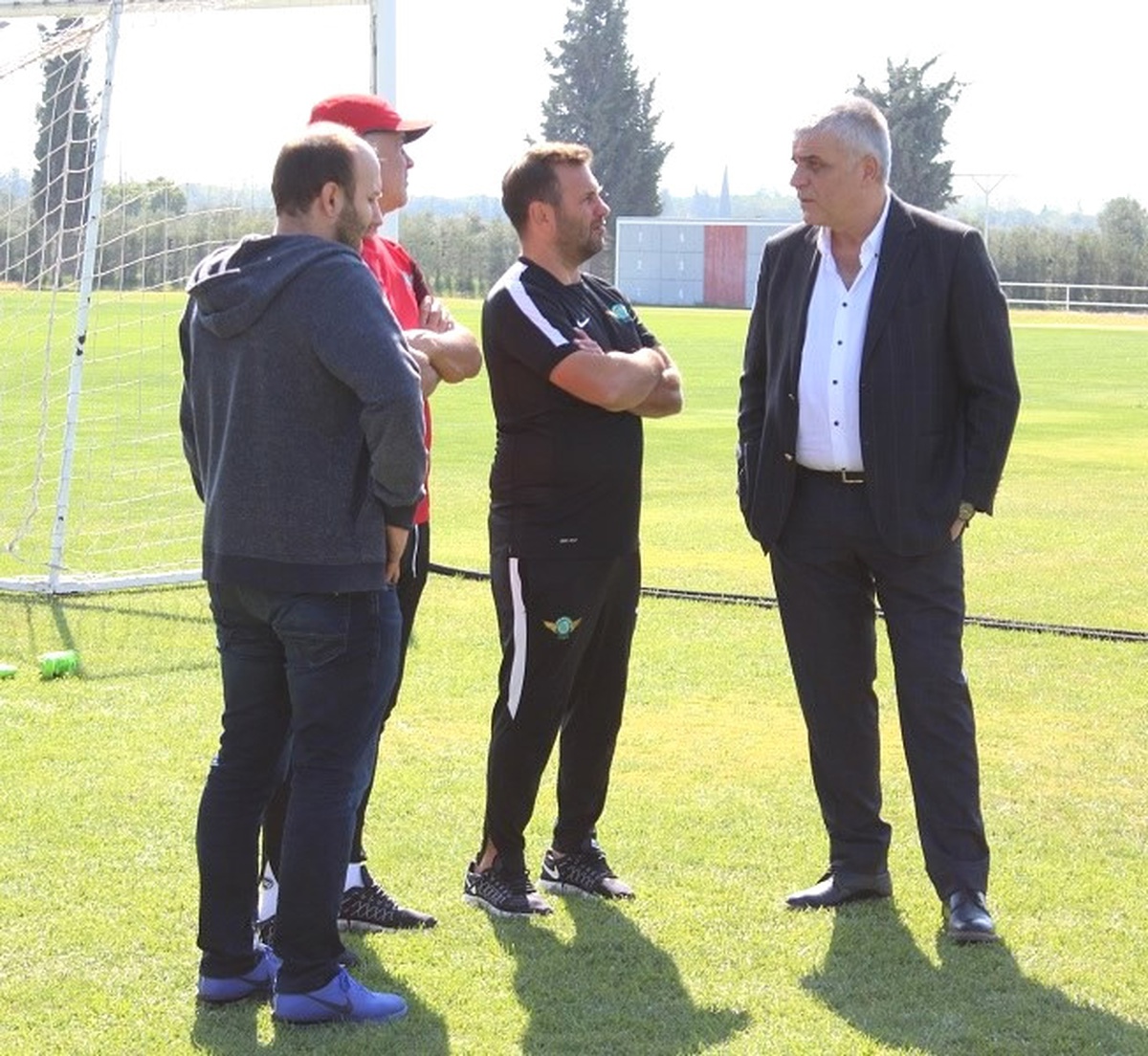 Akhisarspor Yönetimi Teknik Heyetten Rapor Alacak