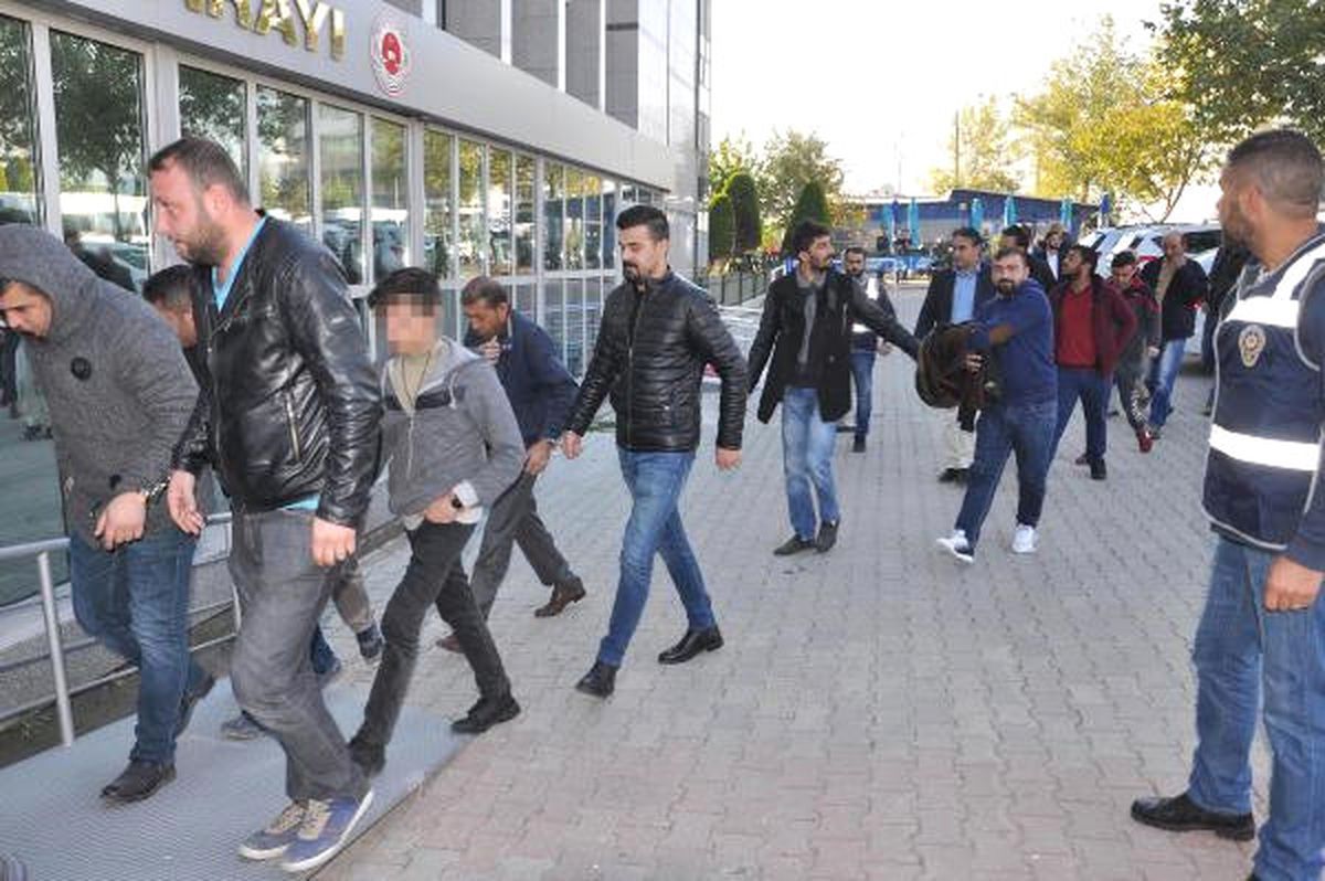 Aranan 21 Kişi Operasyonla Yakalandı