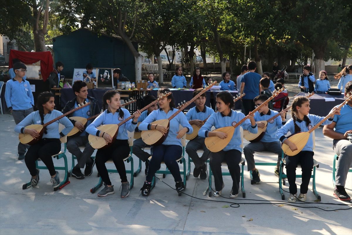 Aydın\'da "Okulumla Sosyalleşiyorum Projesi"