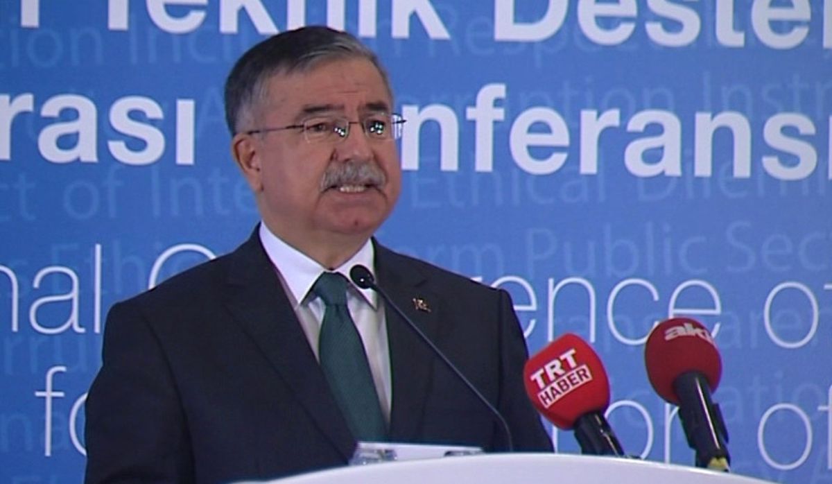 Bakan Yılmaz\'dan Müjde: "20 Bin Öğretmen Alacağız"