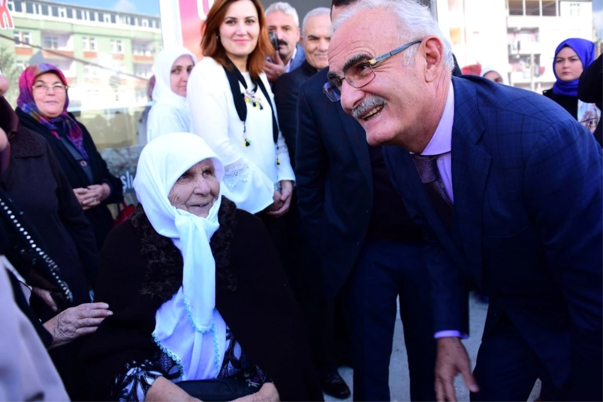 Başkan Yılmaz: "Samsun\'u Modern Bir Türkiye Şehri Yapmak İçin Uğraşıyorum"