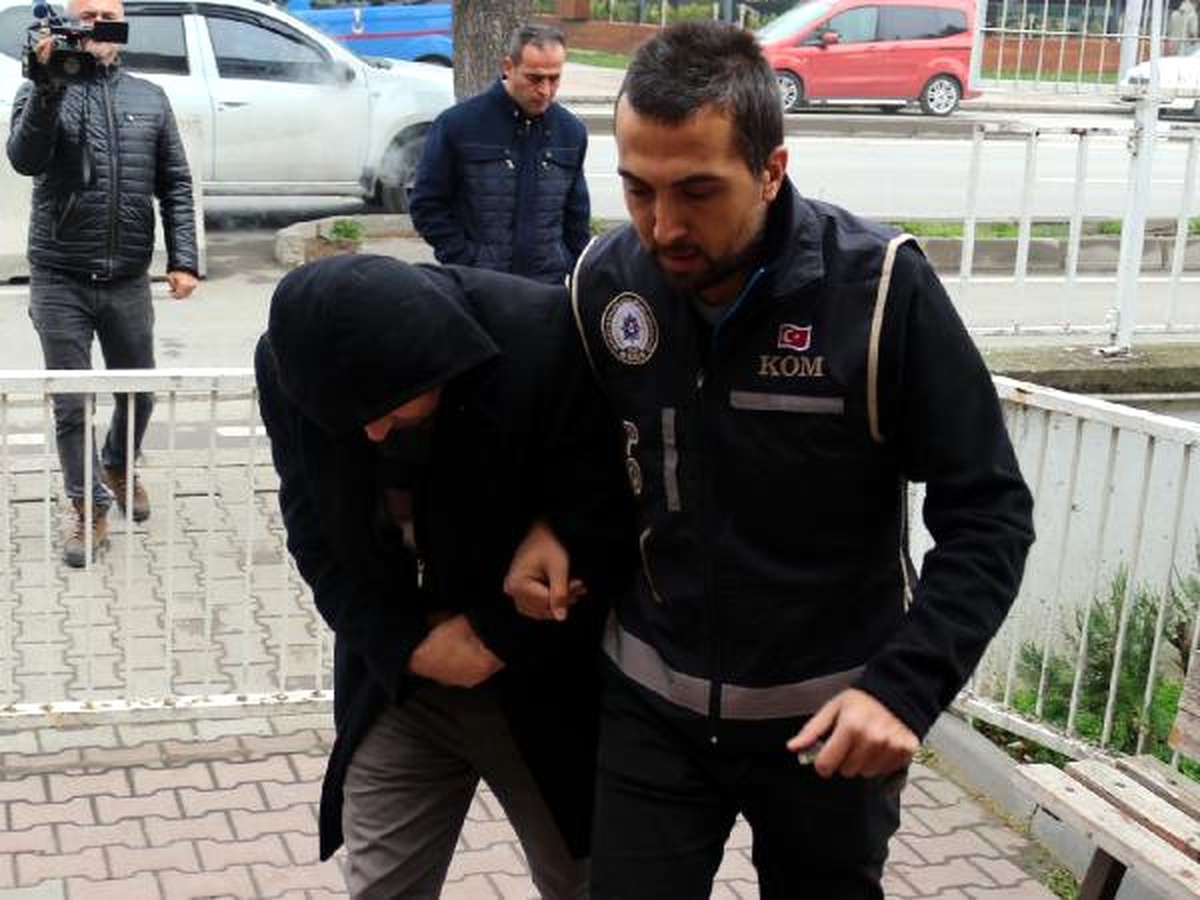 Bolu\'da Fetö Şüphelisi 8 Kişi Adliyede