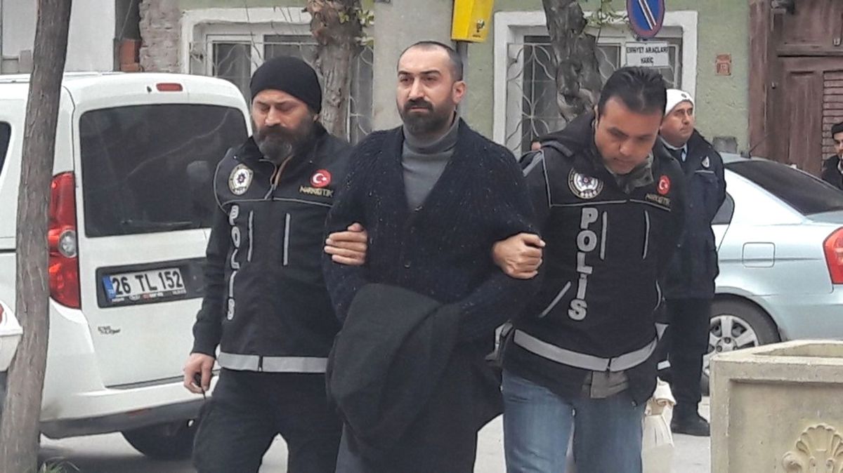 Eskişehir\'e 8 Kilo 240 Gram Eroin Sokmaya Çalışan Kişi Adliyeye Sevk Edildi
