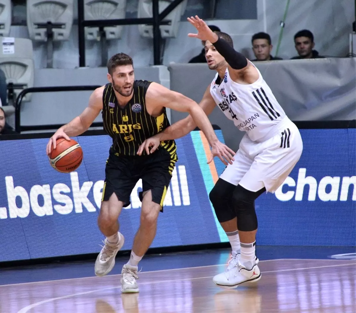 Fıba Şampiyonlar Ligi: Beşiktaş Sompo Japan: 83 - Aris: 61