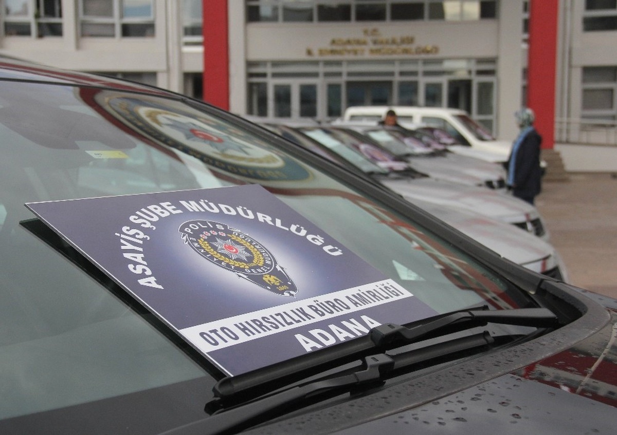 İstanbul\'da Çalındı Adana Polisi Buldu, Vatandaş Mutlu Oldu