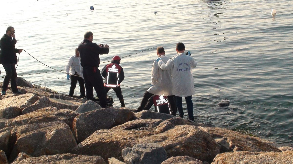 Kartal Sahilinde Kimliği Belirsiz Erkek Cesedi Bulundu