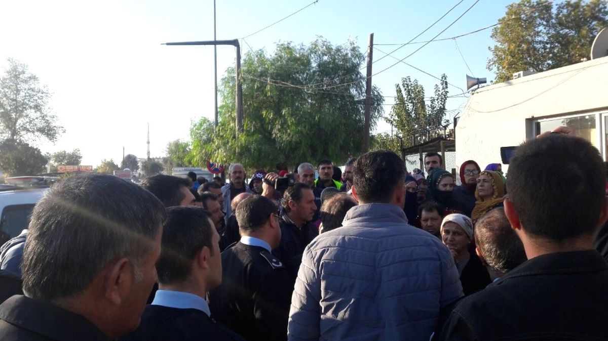 Mersin Halindeki Kadın İşçiler İş Bırakma Eylemi Yaptı