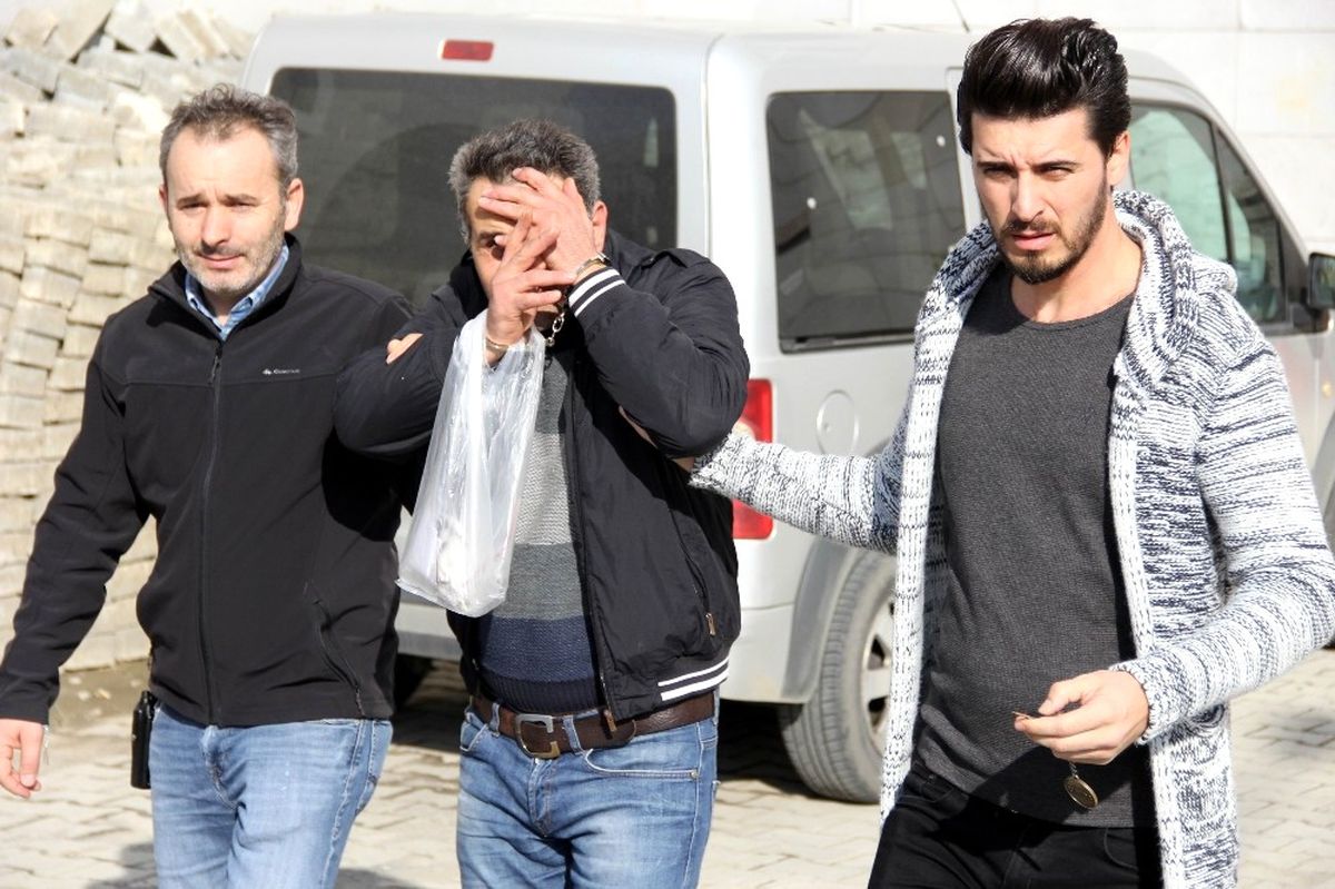 Samsun\'da Bekar Evinde Uyuşturucu Ticaretine Gözaltı