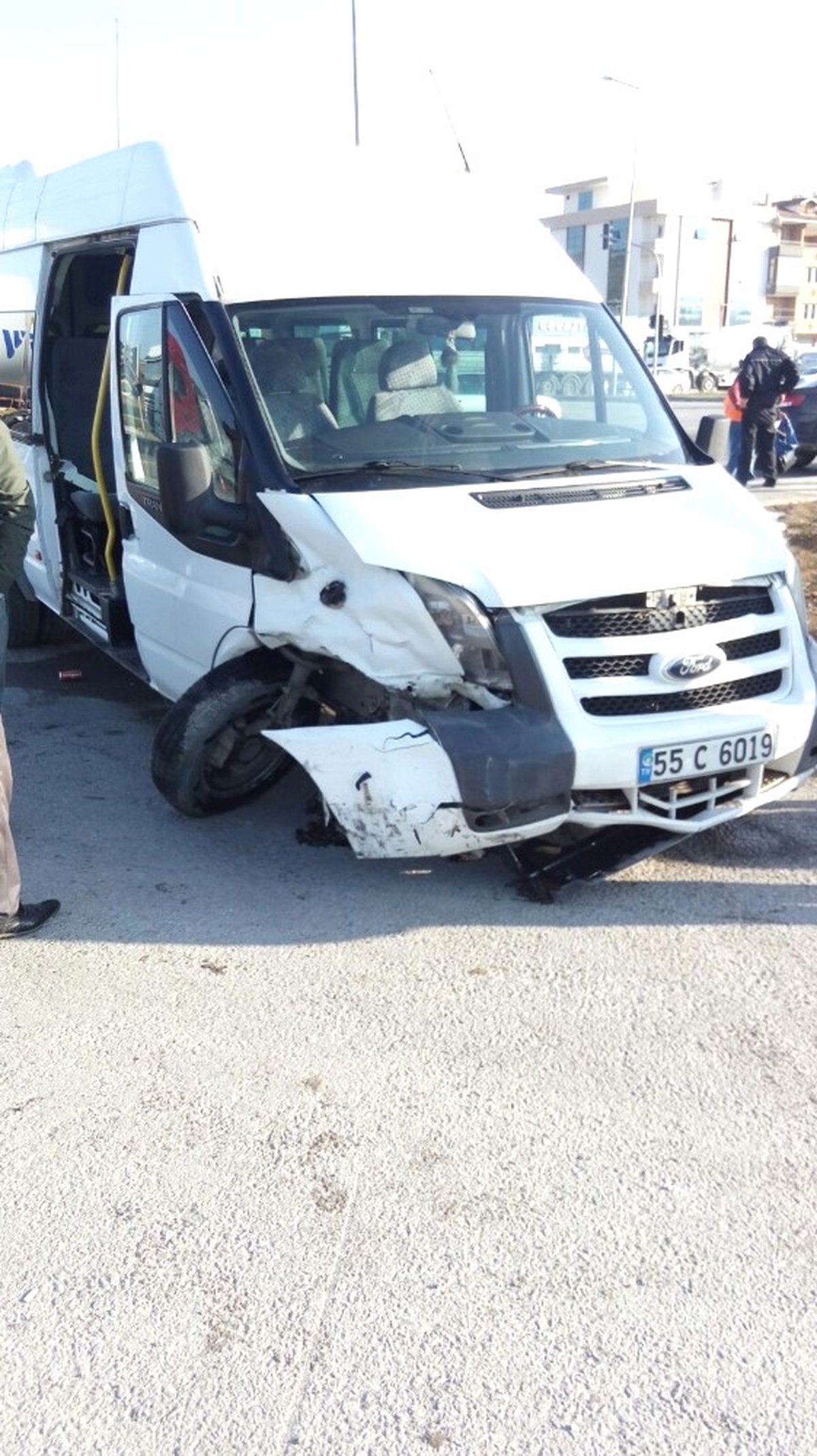 Samsun\'da Öğrenci Servisi Kaza Yaptı: 9 Yaralı