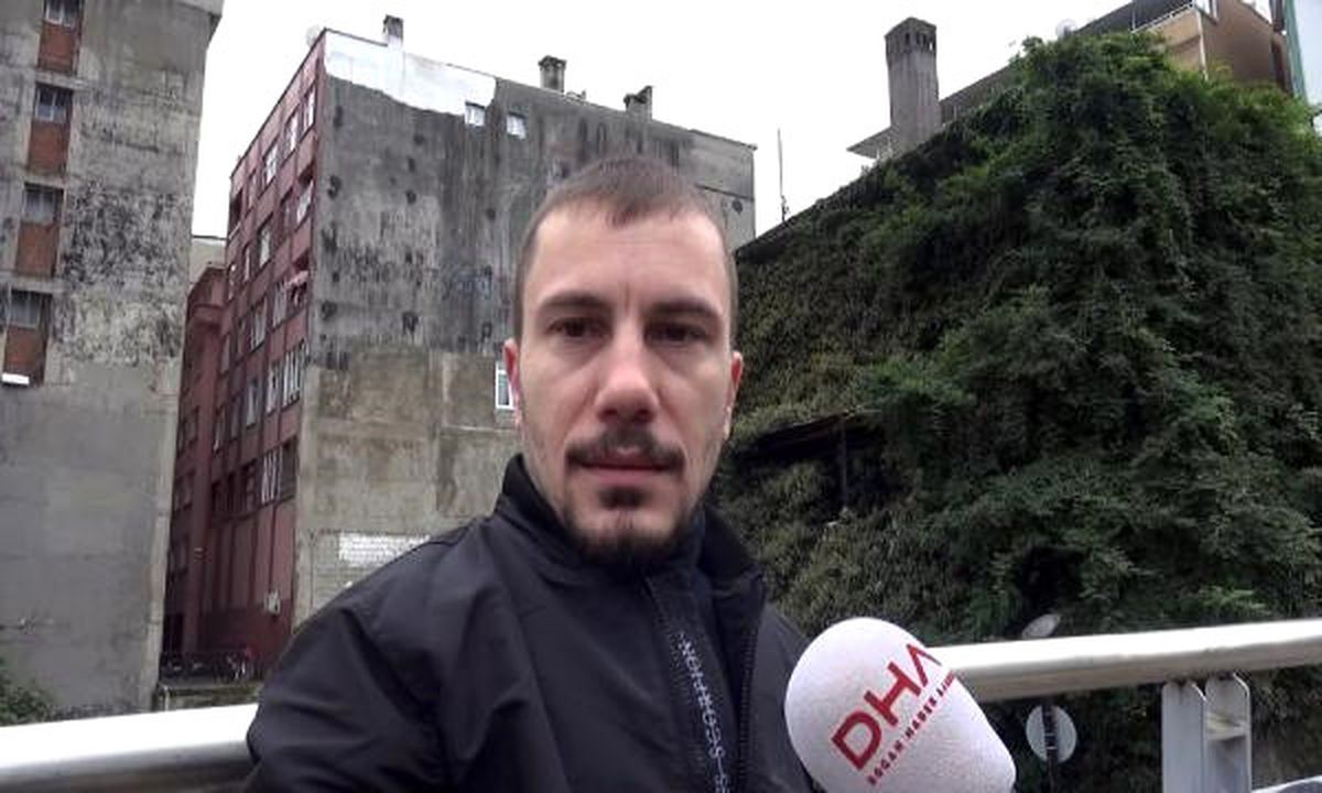 Sarmaşıkların Sardığı Ev Görünmez Oldu (2)