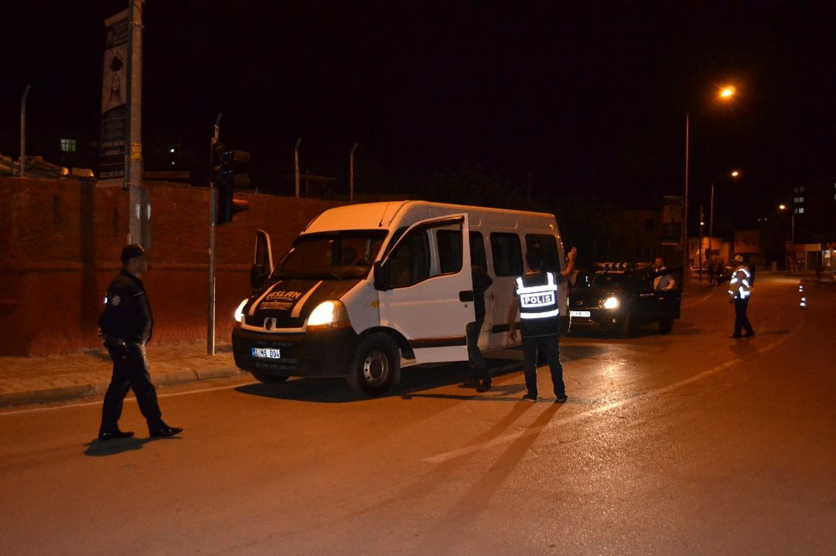 Türkiye Genelinde Dev Operasyon: Bin 51 Kişi Yakalandı