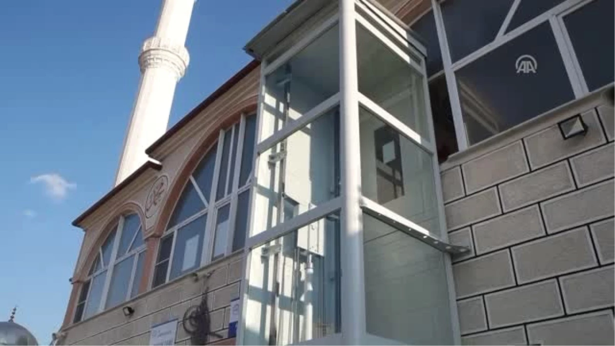 Vatandaşlar Camiye Asansör Yaptırdı