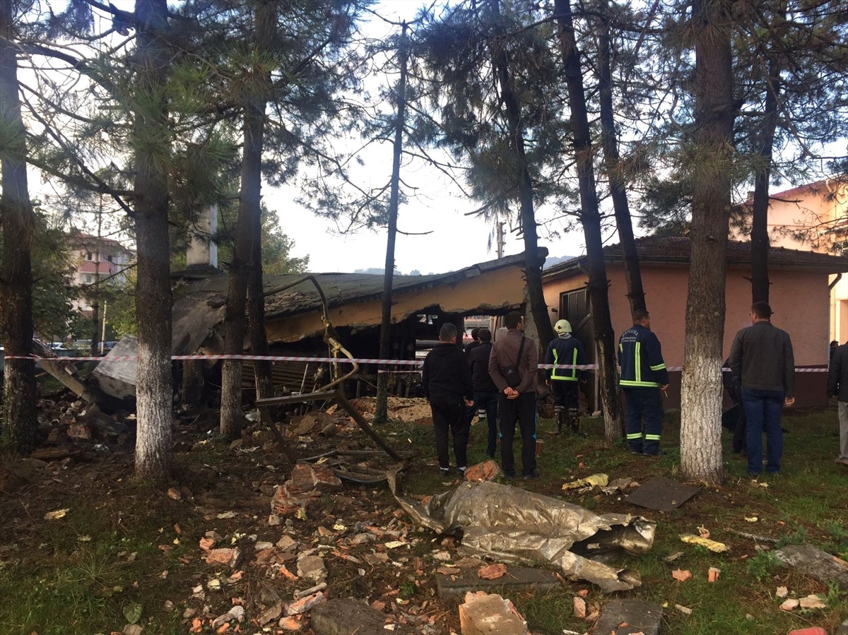 Zonguldak\'ta Okulun Kalorifer Kazanında Patlama: 1 Ölü