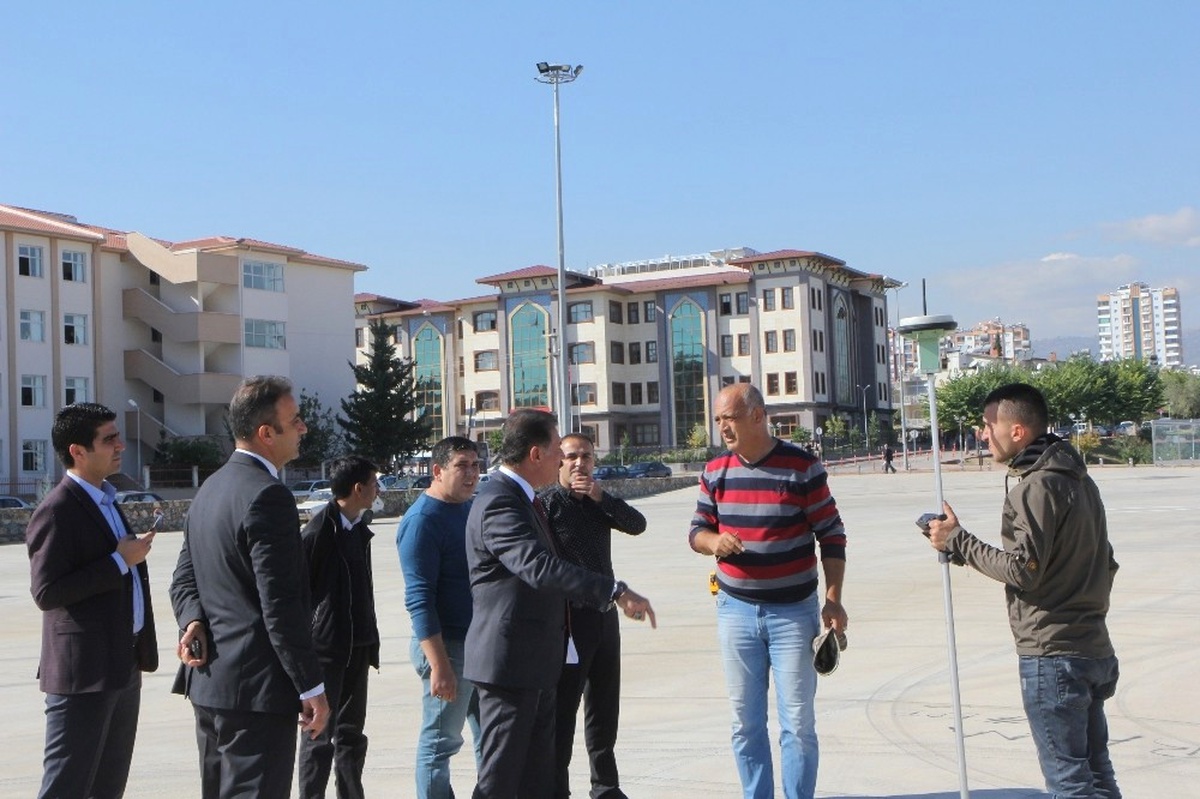 Atatürk Portresi ile Hedef Guinnes Rekoru