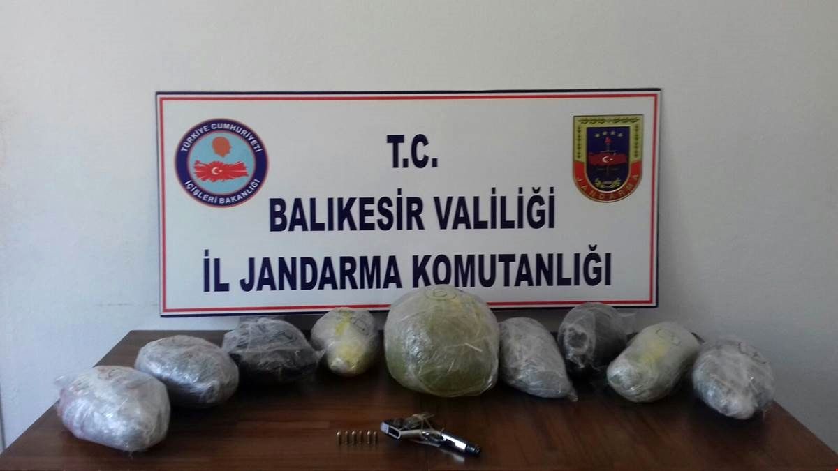 Balıkesir ve Çanakkale\'de Uyuşturucu Operasyonu