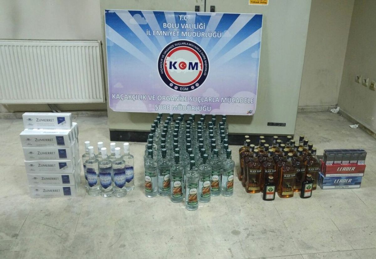 Bolu\'da Kaçak İçki ve Sigara Operasyonu