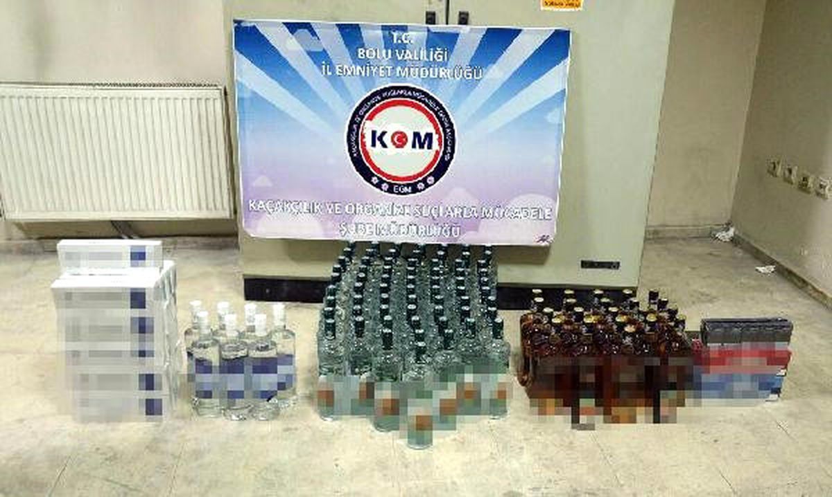 Bolu\'da Kaçak Sigara ve İçki Ele Geçirildi