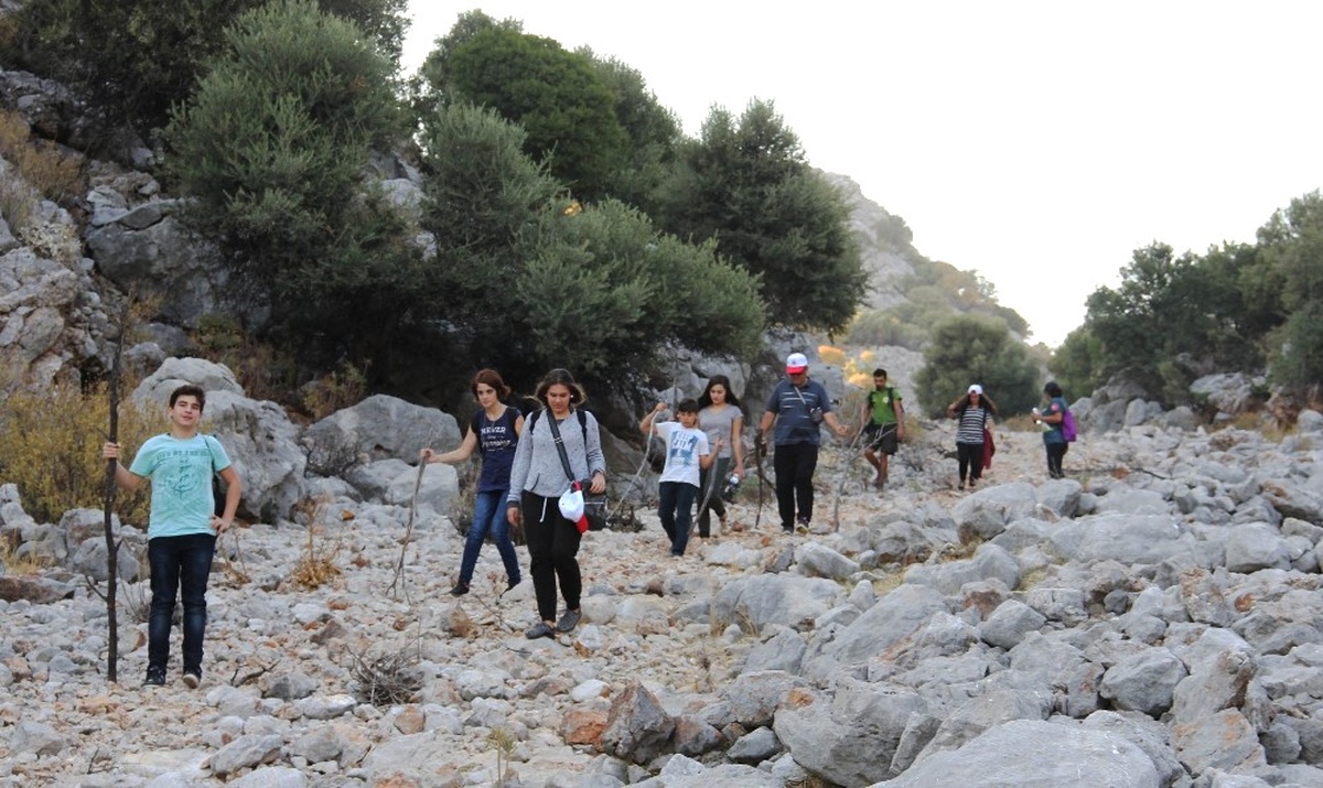 Dögem\'den "Tarihi Döşemeyol\'da Ataya Saygı Yürüyüşü"