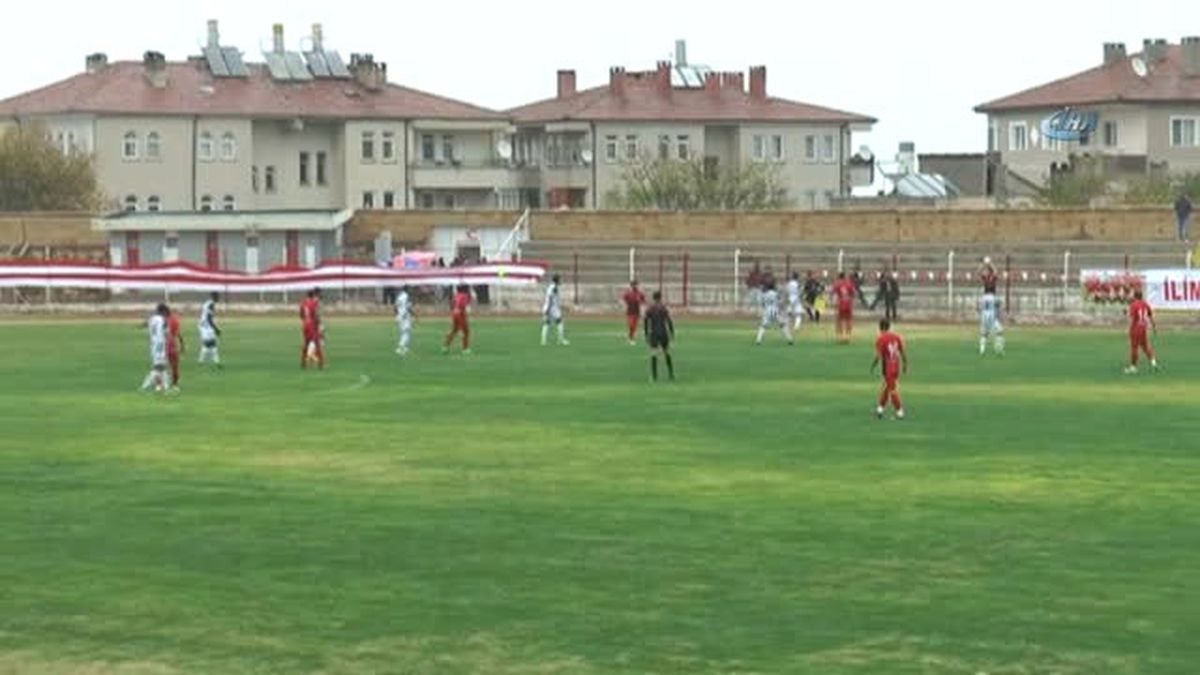 Futbol Aşkı Engel Tanımıyor