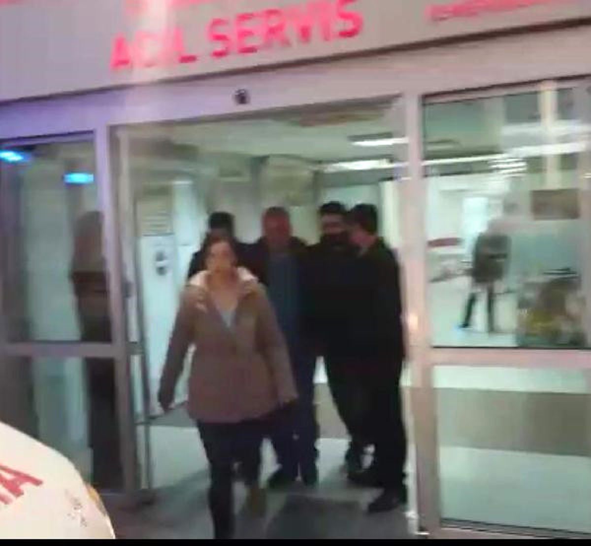 İzmir\'de PKK Operasyonu: 17 Gözaltı