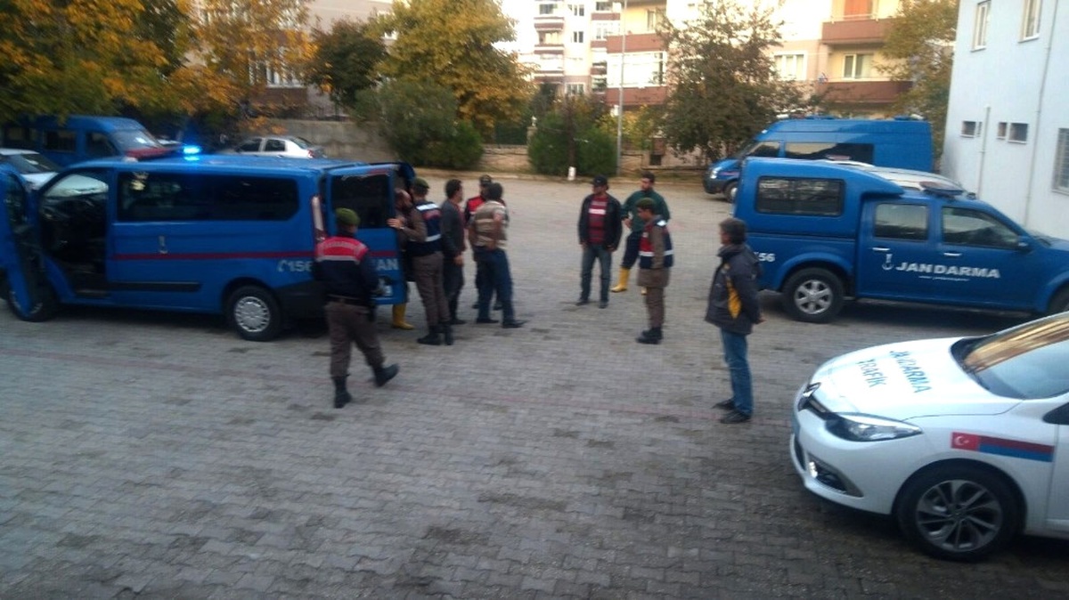 Kaçak Kazıya Suçüstü: 6 Gözaltı