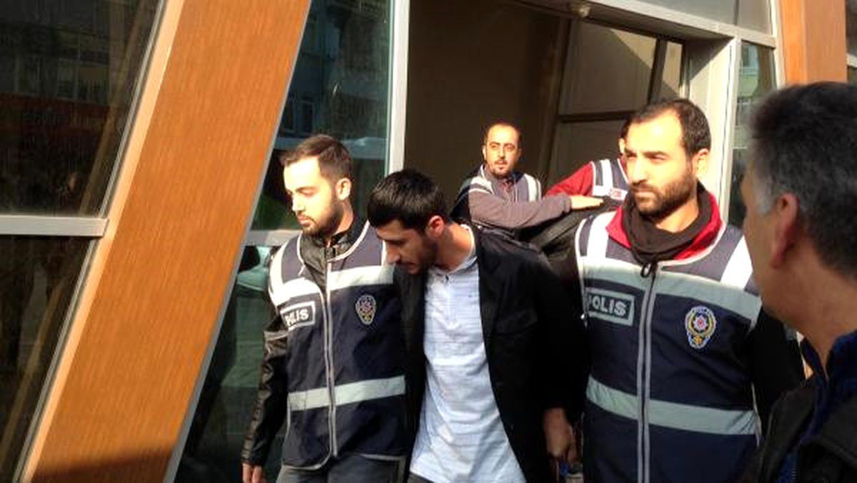 Kapı Kilitlerini 1 Dakikada Kırıp Hırsızlık Yaptılar