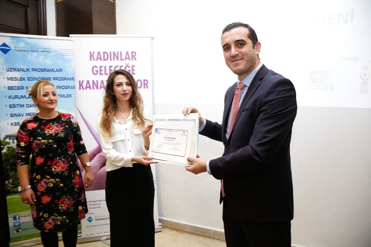 Karslı Kadınlar Sertifikalarını Aldı