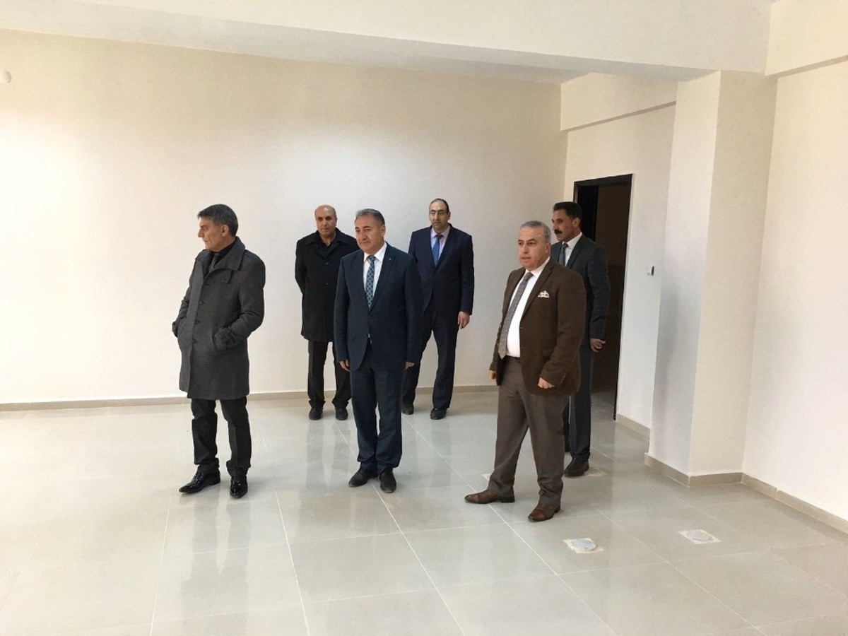 Kaymakam Özkan, İnşaatı Tamamlanan Okulda İncelemelerde Bulundu