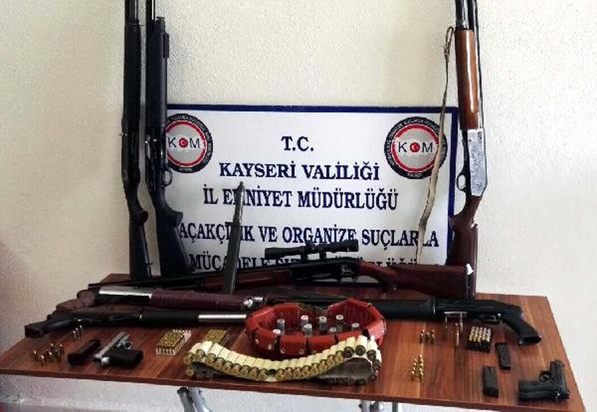 Kayseri\'de Kaçak Silah Operasyonu: 19 Gözaltı
