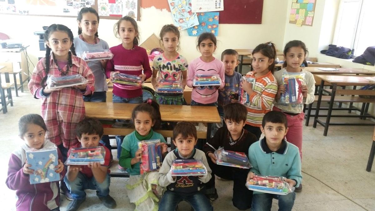 Kulp Belediyesinden 2 Bin 124 Öğrenciye Kırtasiye Yardımı