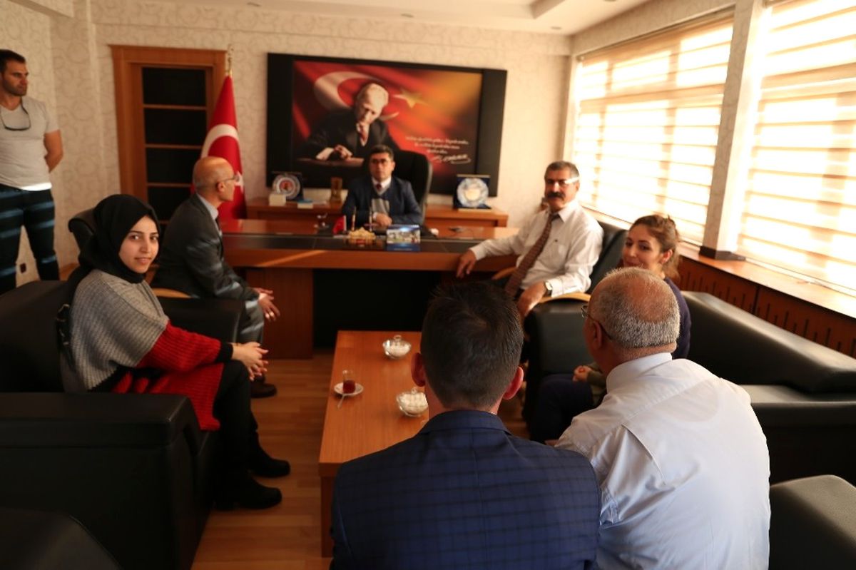 Memurlardan Kaymakam Çetin\'e Ziyaret
