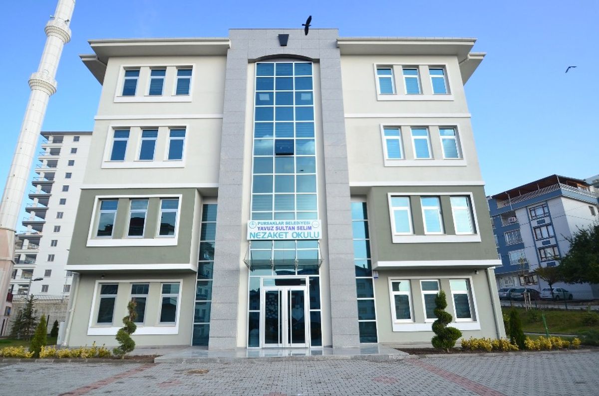 Nezaket Okulları Neşeli Bir Nesil Yetiştiriyor