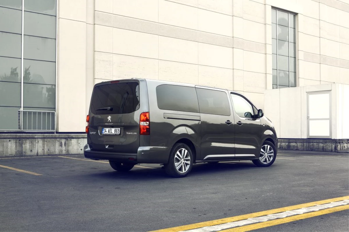 Peugeot\'dan Yeni Expert Traveller