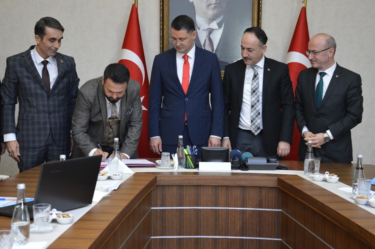 Silah Organize Sanayi Bölgesi\'nde İlk İmzalar Atıldı