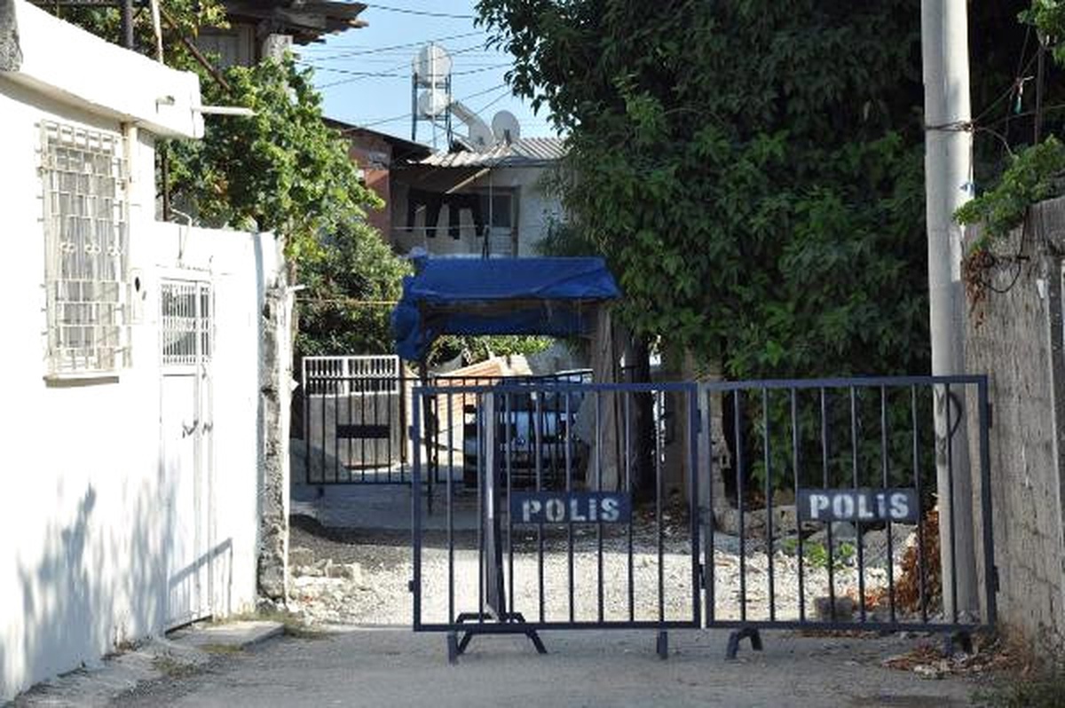 Tarsus\'taki Gizemli Kazıda Kültür Varlığına Rastlanmamış