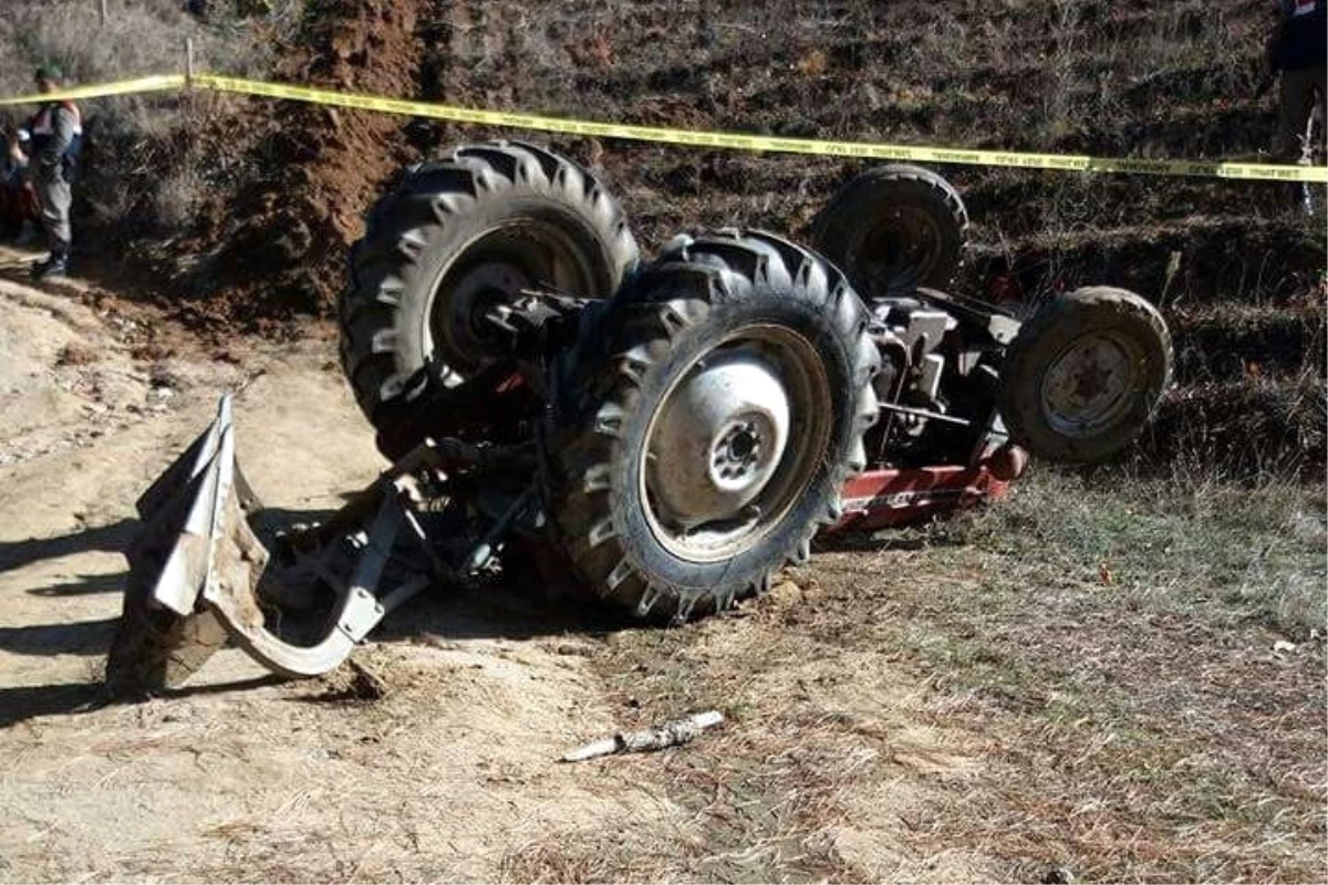 Traktörün Altında Kalan Çiftçi Öldü