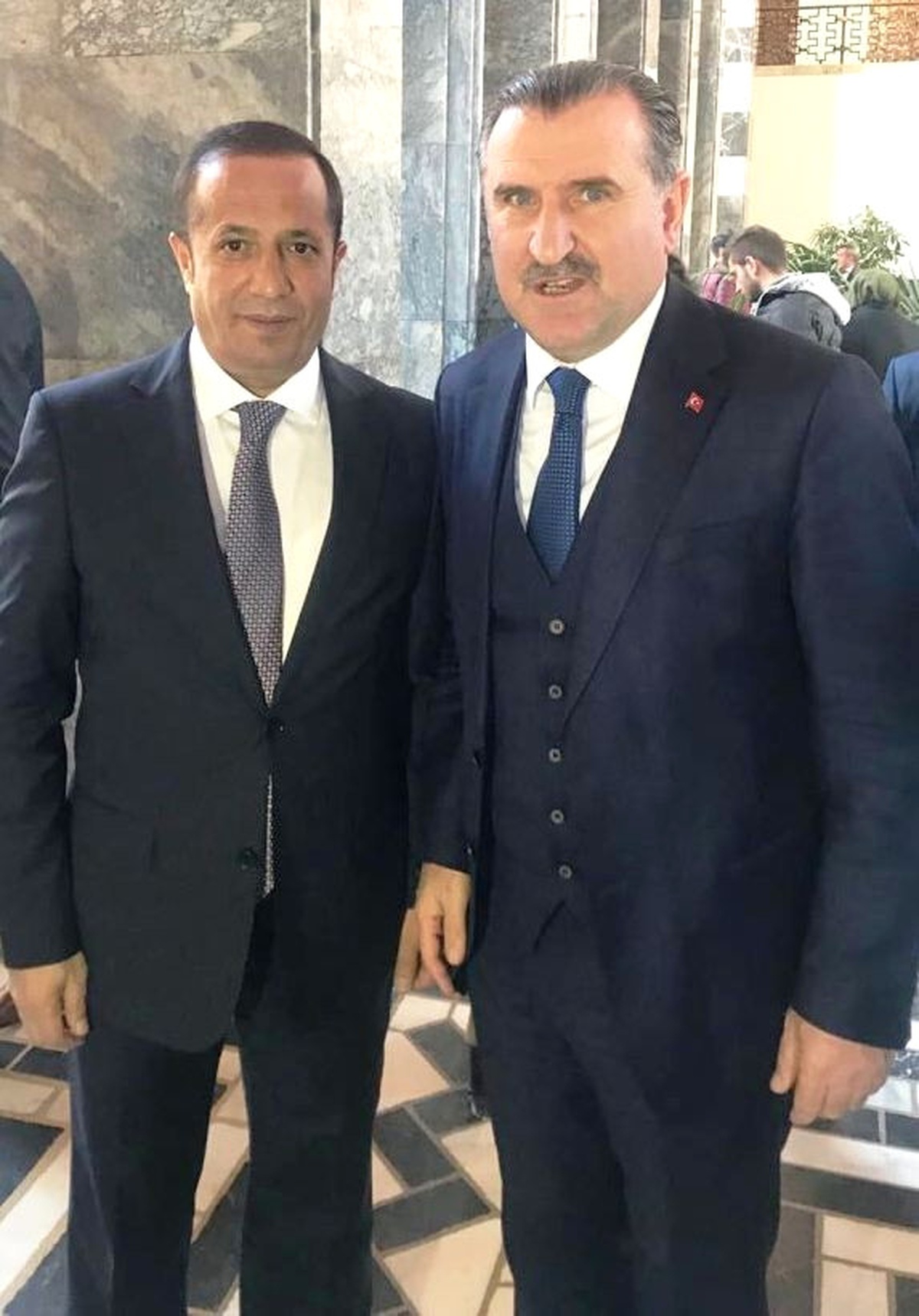 Turgut Özal ve Kayapınar Gençlerine, Toltar\'dan Müjde