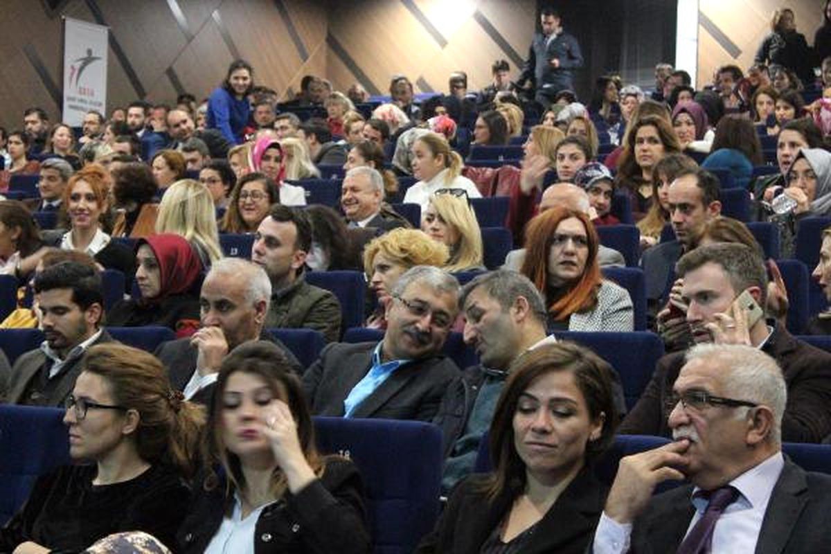 21. Yüzyıl\'ın Kazanımlarını Aktaracak 5 Bin Öğretmen Hazırlıyorlar
