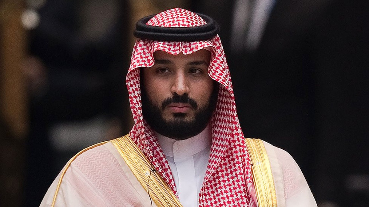 Suudi Arabistan\'da Veliaht Prens Muhammed Bin Selman Demir Yumruğunu Gösterdi\'