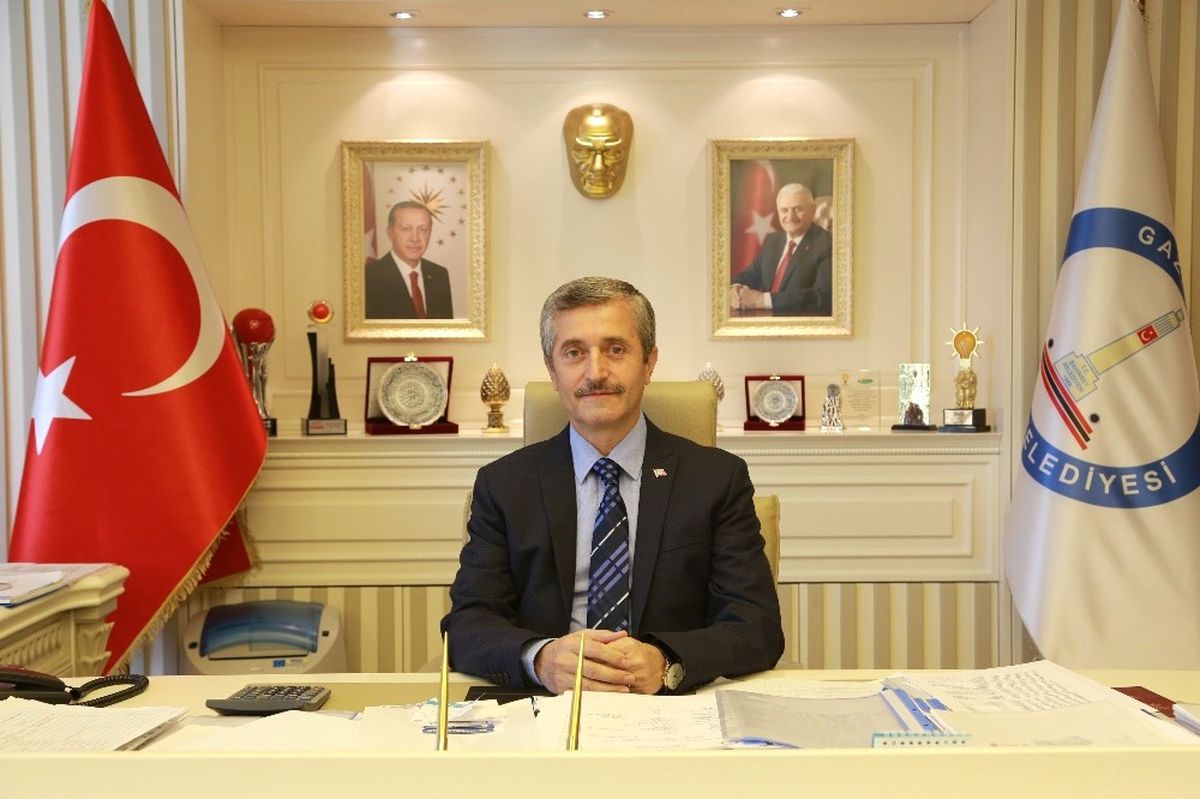 Belediye Başkanı Tahmazoğlu\'ndan 19 Kasım Mesajı